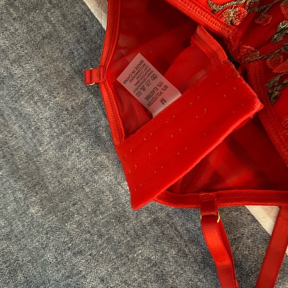 Shein red vine print corset - Picture 4 of 7